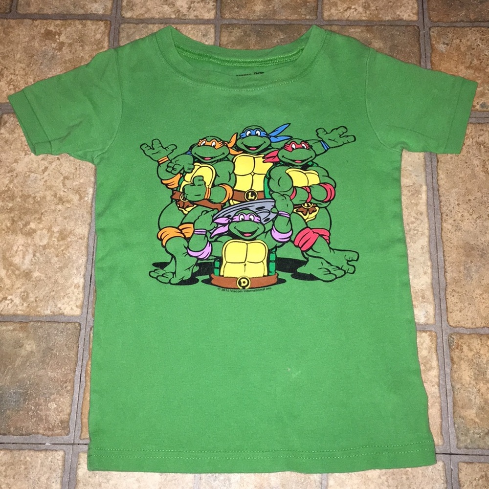 Old Navy ninja turtles green shirt